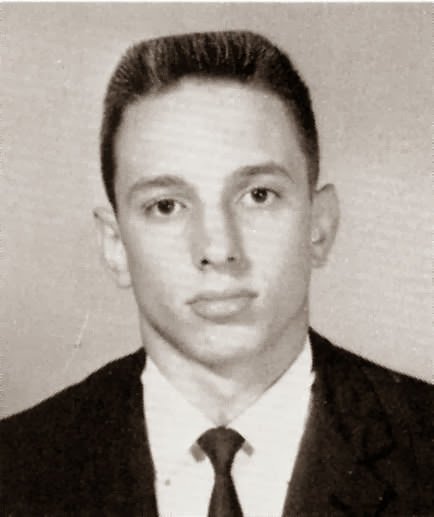 Yoist, Mike